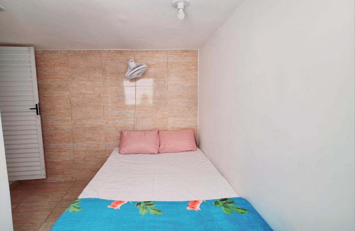 Abaete - Aconchego Na Rua Da Praia De Itapua! Salvador Ngoại thất bức ảnh